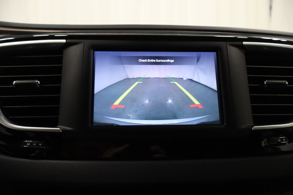 Certified 2023 Chrysler Voyager LX image 22