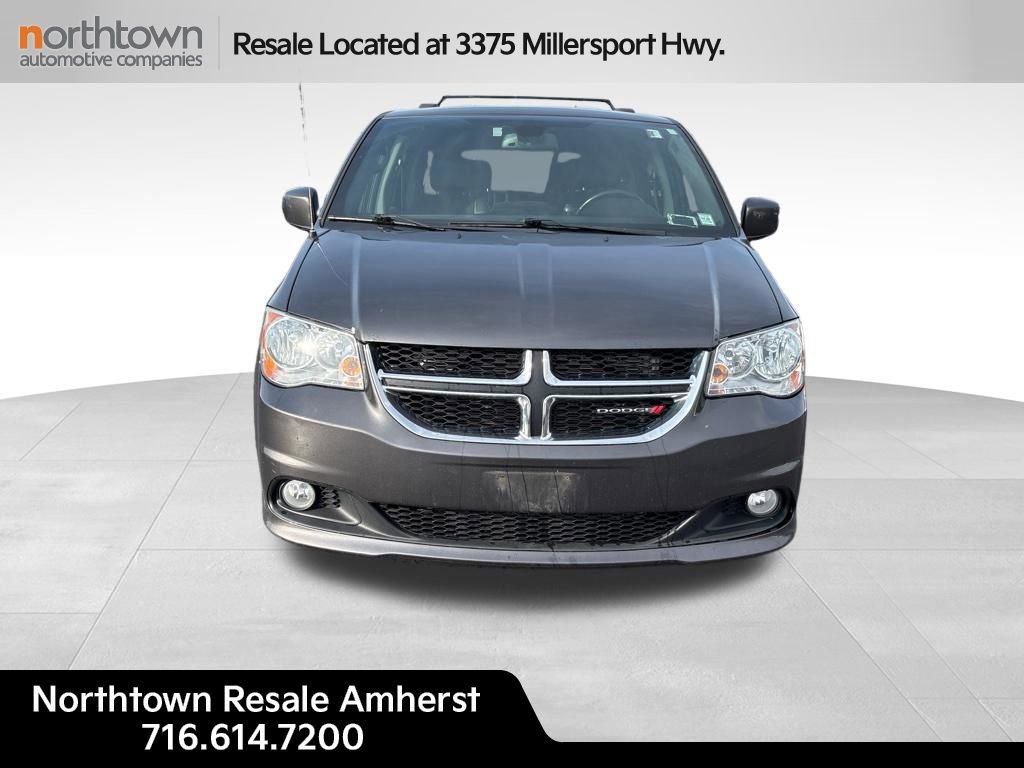 Used 2019 Dodge Grand Caravan SXT image 2