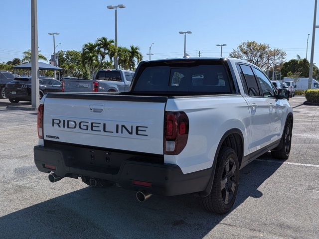 Used 2024 Honda Ridgeline Black Edition image 3