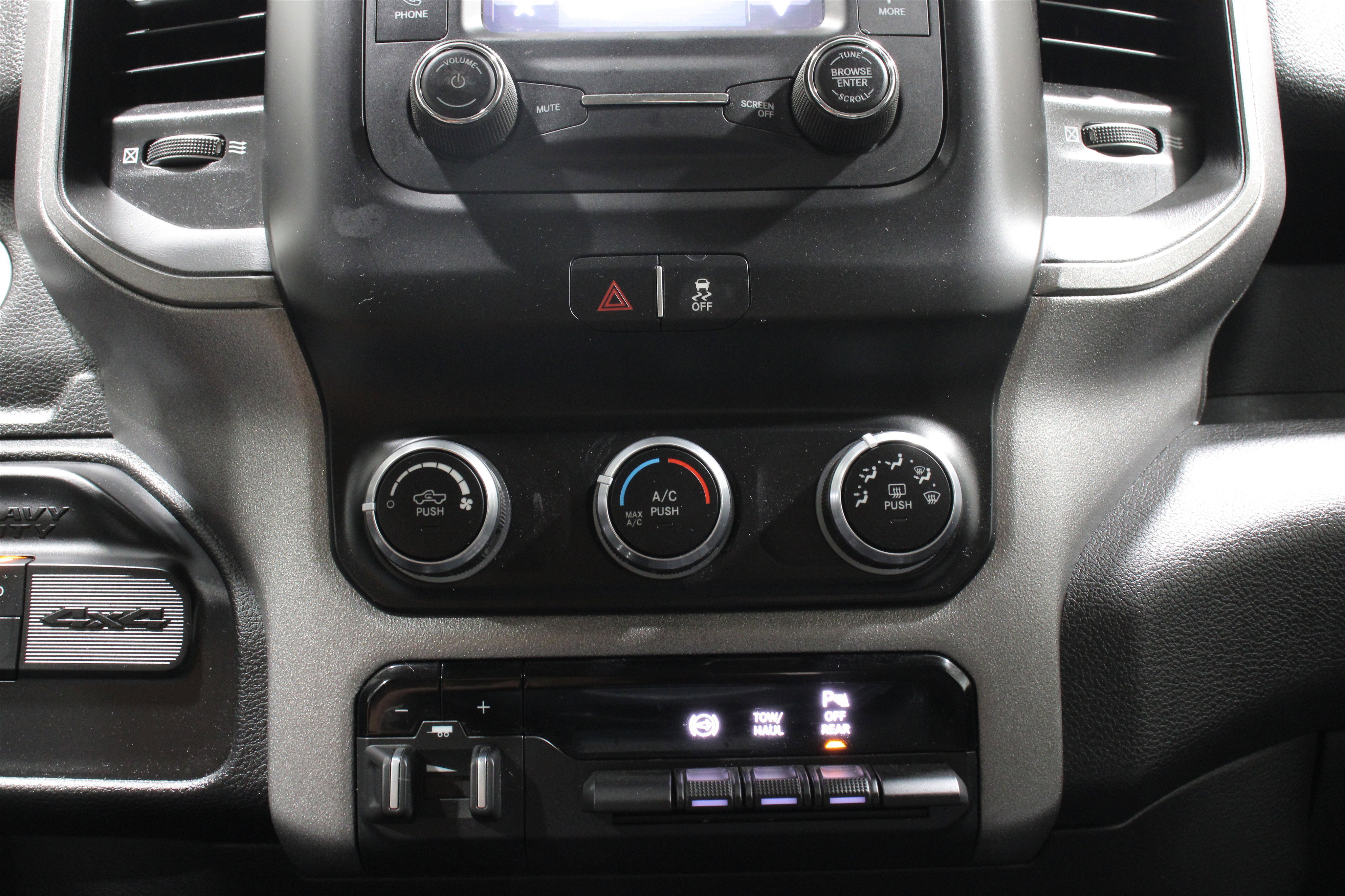 Used 2020 RAM 3500 Tradesman image 18