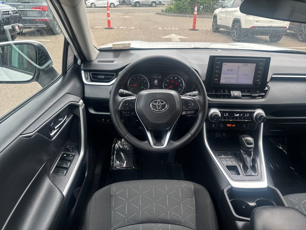 Used 2019 Toyota RAV4 XLE w/ Convenience Package AWD/4WD image 13