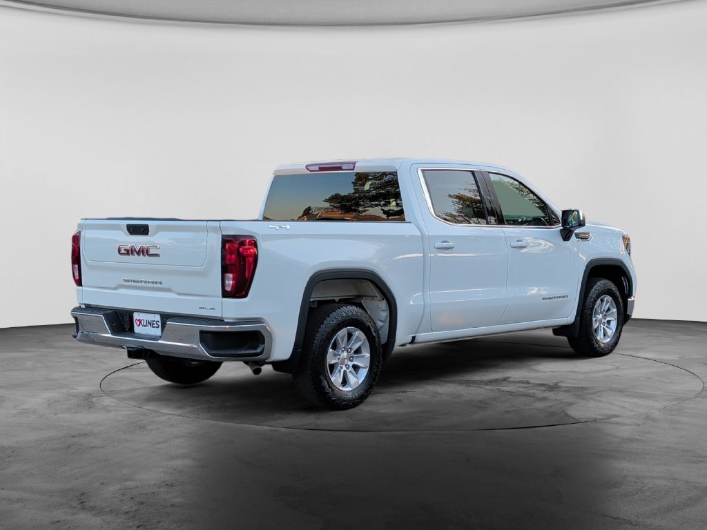 Used 2023 GMC Sierra 1500 SLE AWD/4WD image 7