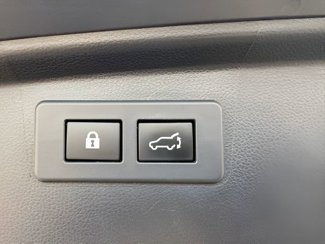 Used 2020 Subaru Outback Limited image 8