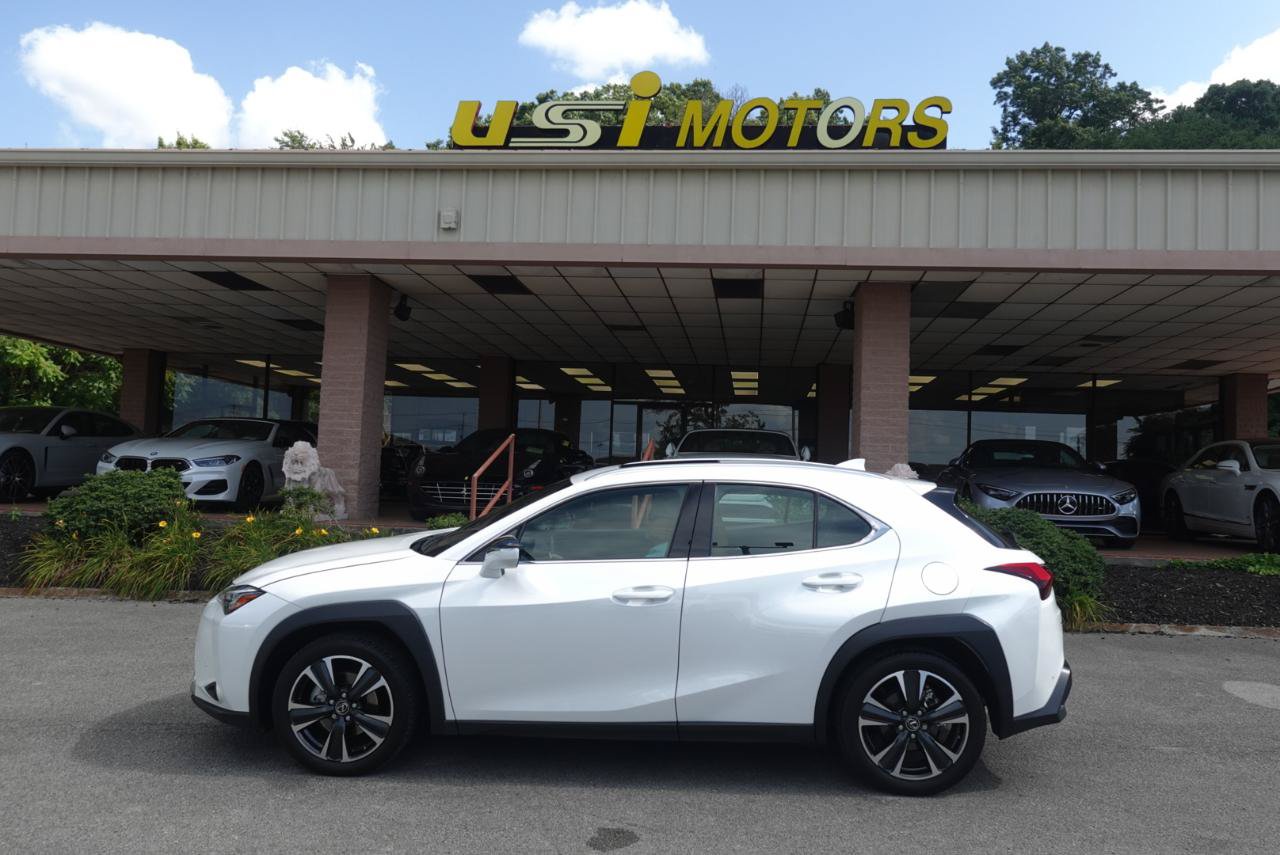 Used 2020 Lexus UX 200 w/ Premium Package FWD image 18