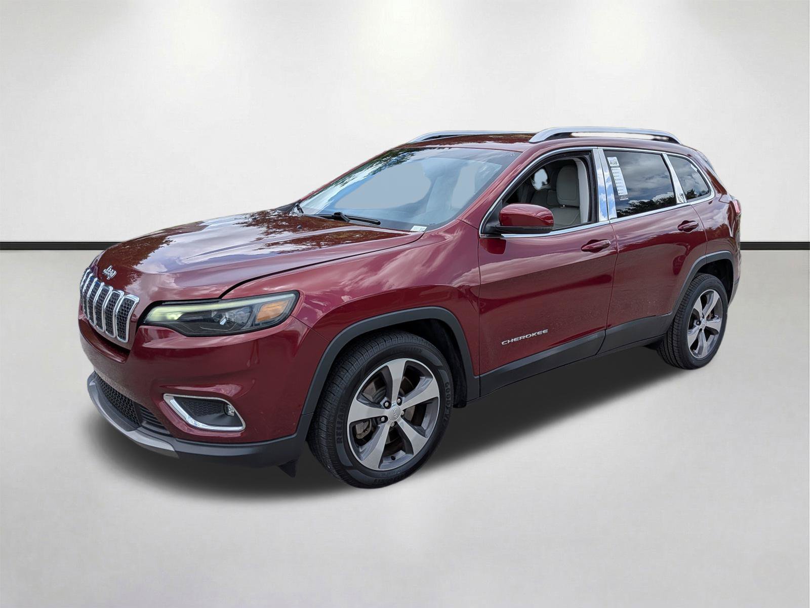Used 2019 Jeep Cherokee Limited FWD image 8