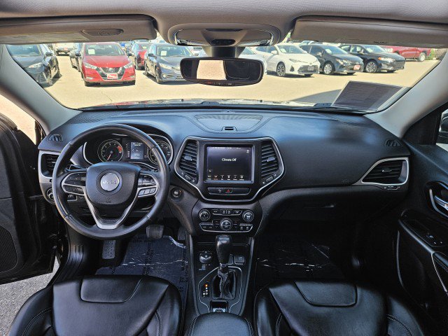 Used 2020 Jeep Cherokee Latitude Plus w/ Comfort/Convenience Group image 22