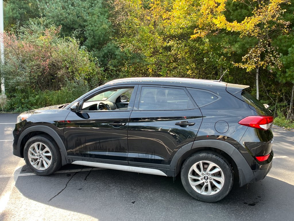 Used 2017 Hyundai Tucson SE w/ SE Popular Package 02 AWD/4WD image 32