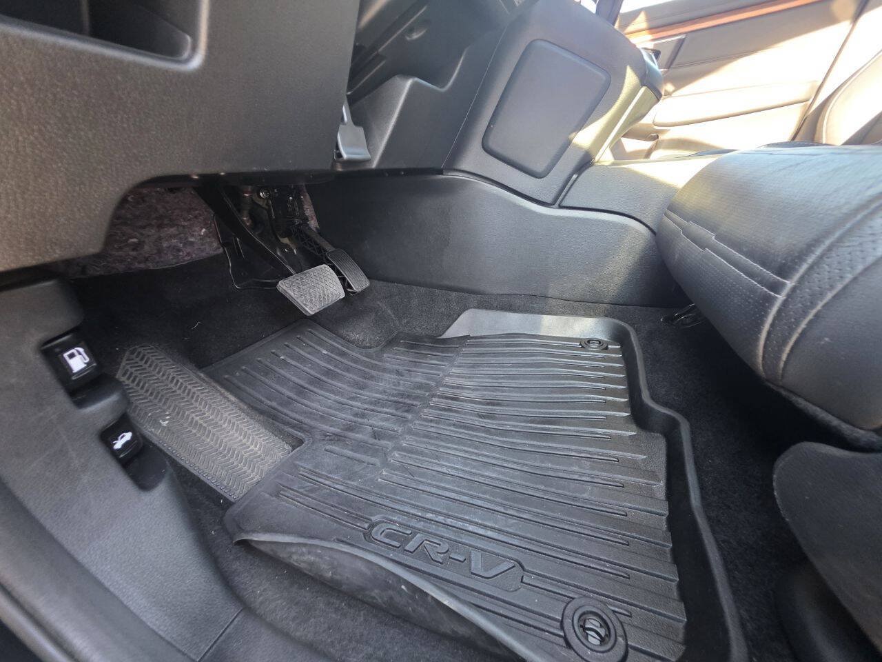 Used 2021 Honda CR-V EX-L image 13