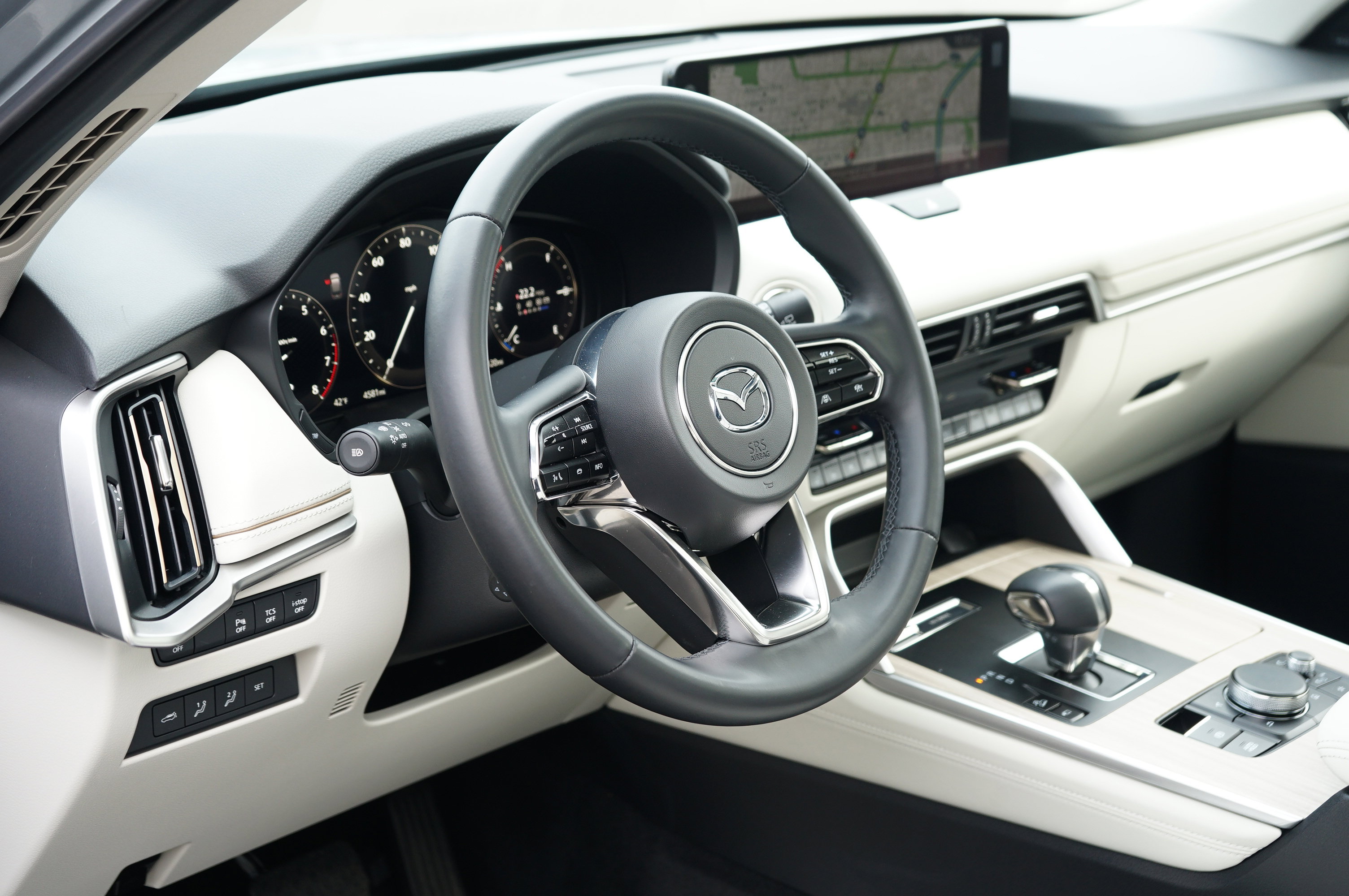 Certified 2025 MAZDA CX-90 3.3 Turbo S w/ Premium Package image 12