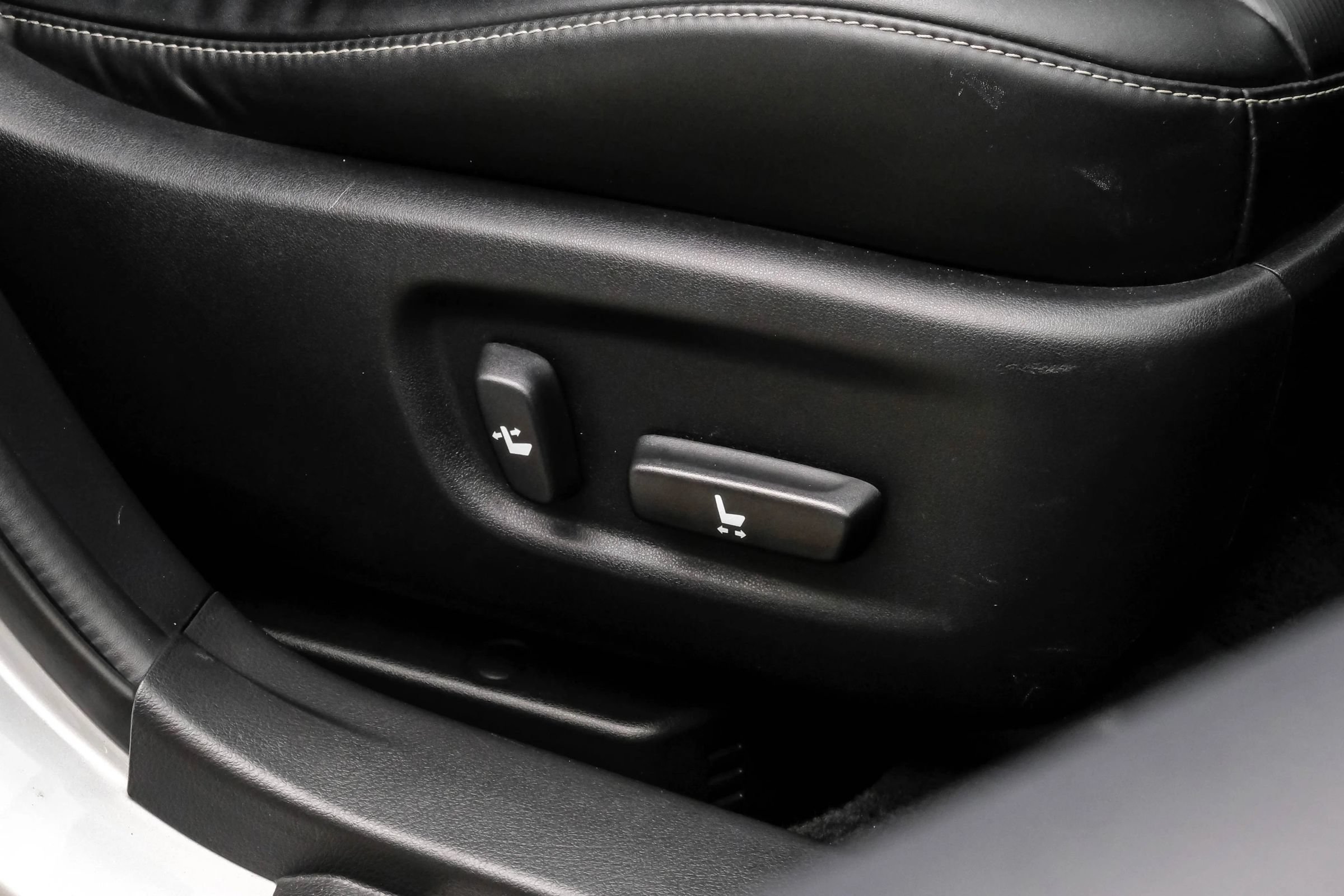 Used 2016 Lexus CT 200h w/ Navigation Package FWD image 37