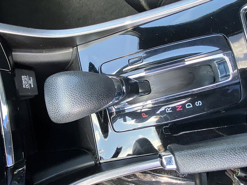 Used 2017 Honda Accord EX image 17