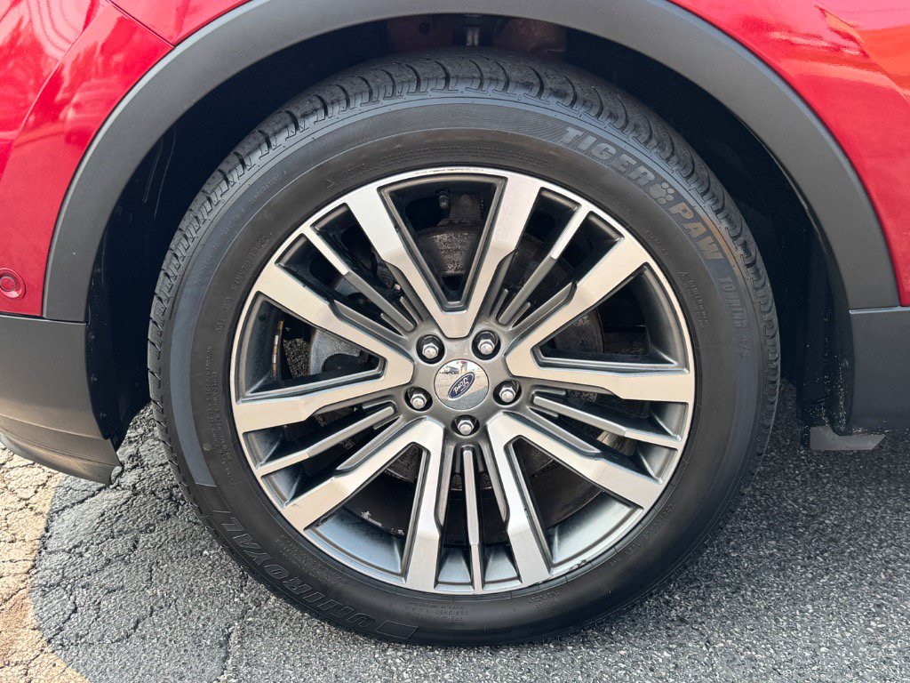 Used 2016 Ford Explorer Platinum AWD/4WD image 9