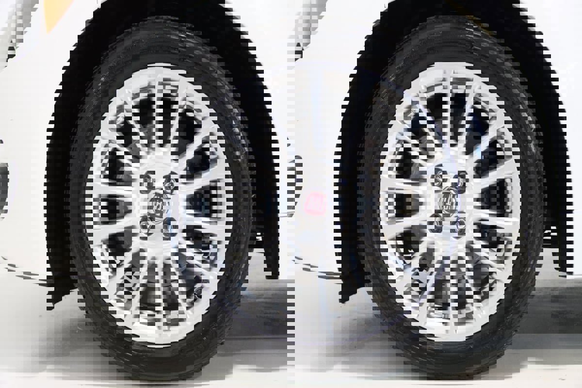 Used 2017 FIAT 124 Spider Classica image 64