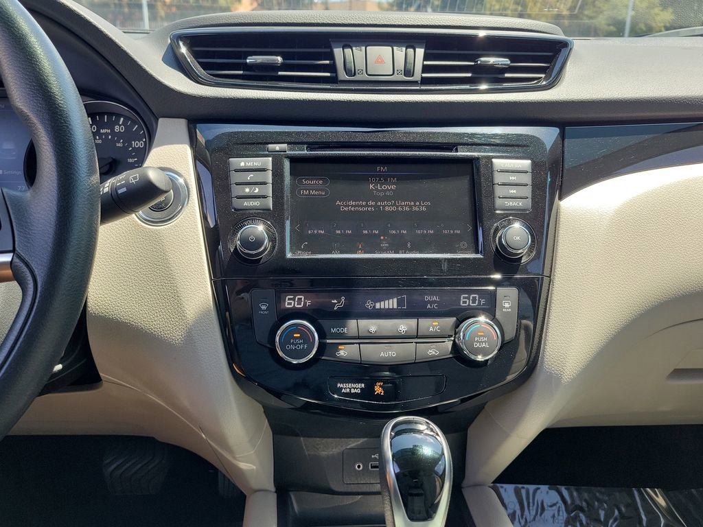 Used 2020 Nissan Rogue Sport SV FWD image 15