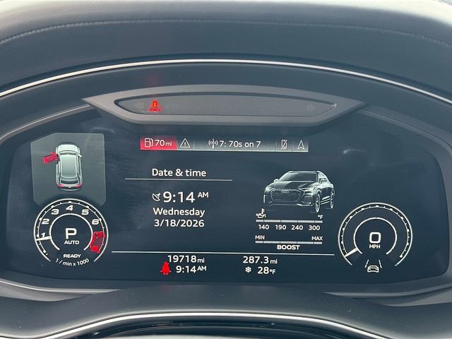 Used 2023 Audi RS Q8 w/ Black Optic Package image 11