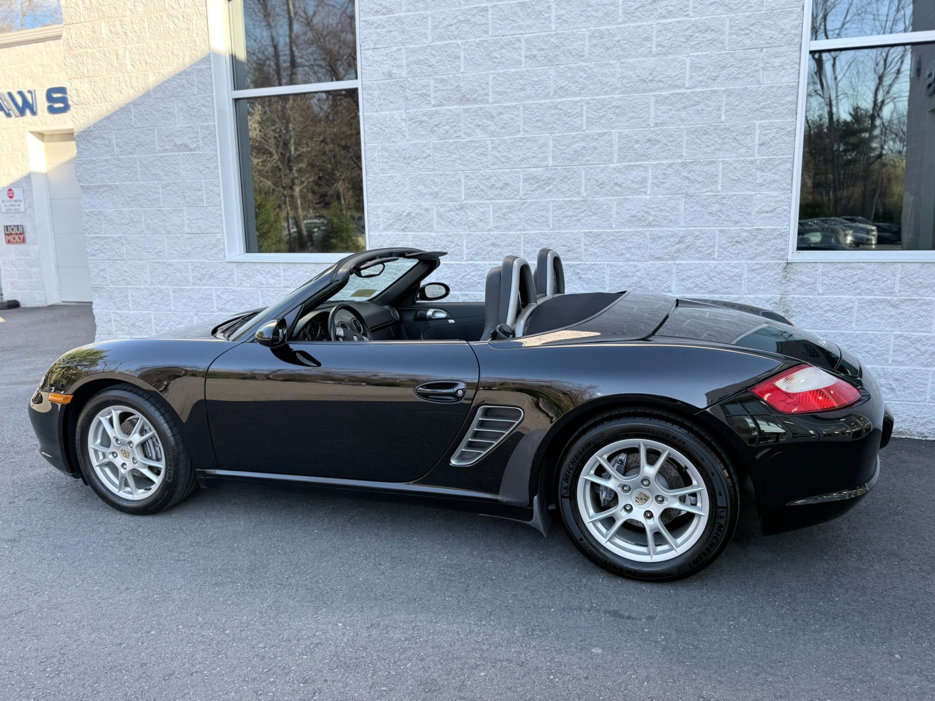 Used 2006 Porsche Boxster RWD image 22