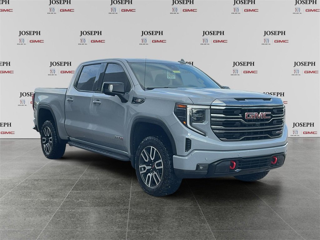Used 2024 GMC Sierra 1500 AT4 w/ AT4 Premium Package image 1