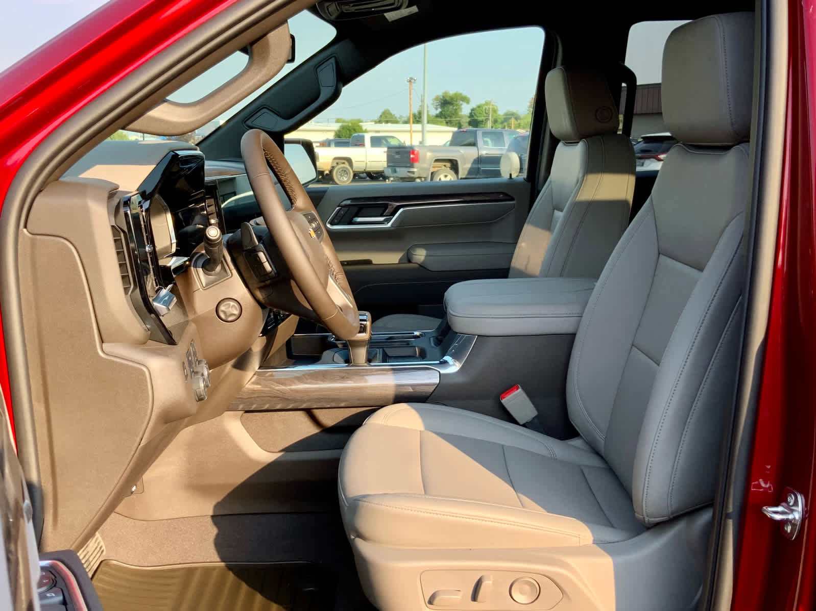 New 2026 Chevrolet Silverado 1500 LTZ image 28