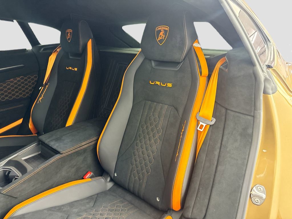 Used 2024 Lamborghini Urus Performante image 25