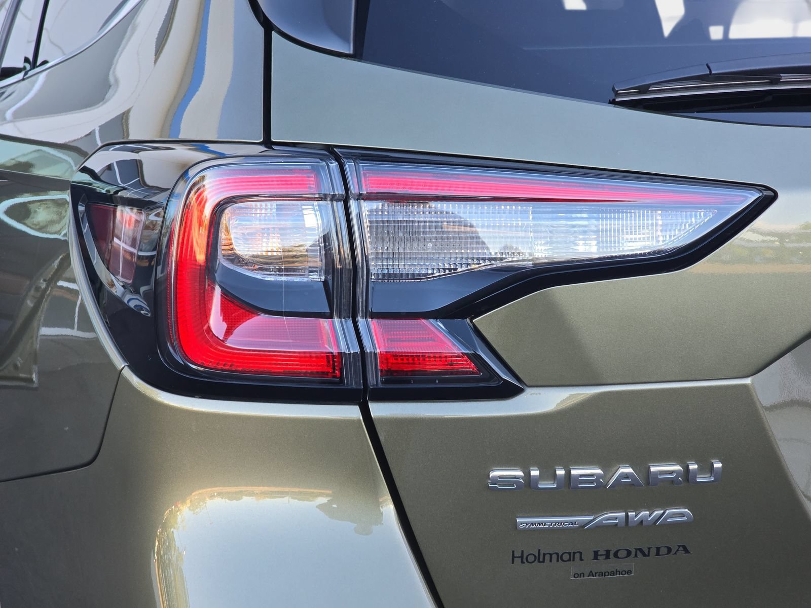 Used 2024 Subaru Outback Touring XT w/ Tech Package 2 AWD/4WD image 37