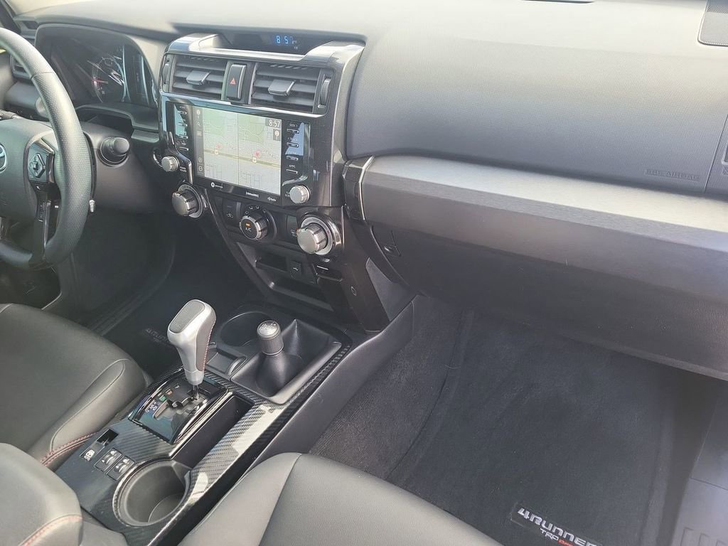 Used 2020 Toyota 4Runner TRD Off-Road Premium w/ Moonroof Package AWD/4WD image 36