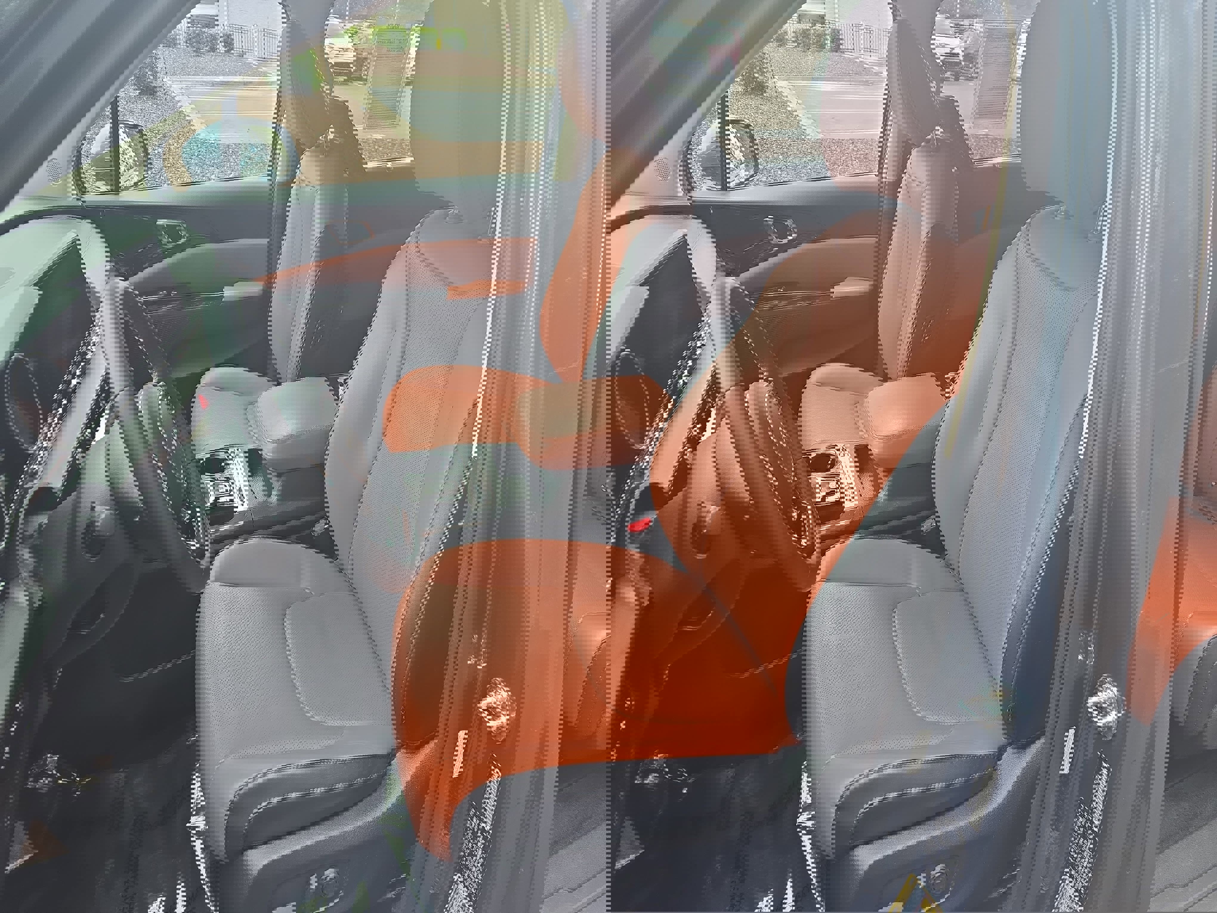 Used 2022 Kia Carnival SX image 16