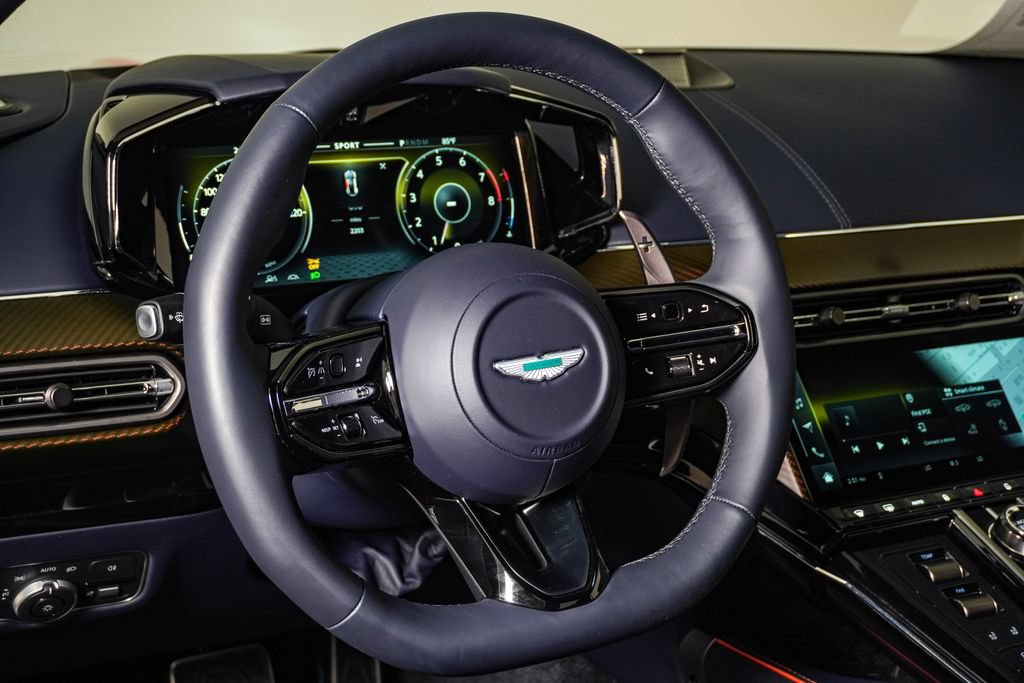 Used 2026 Aston Martin V8 Vantage Coupe RWD image 24