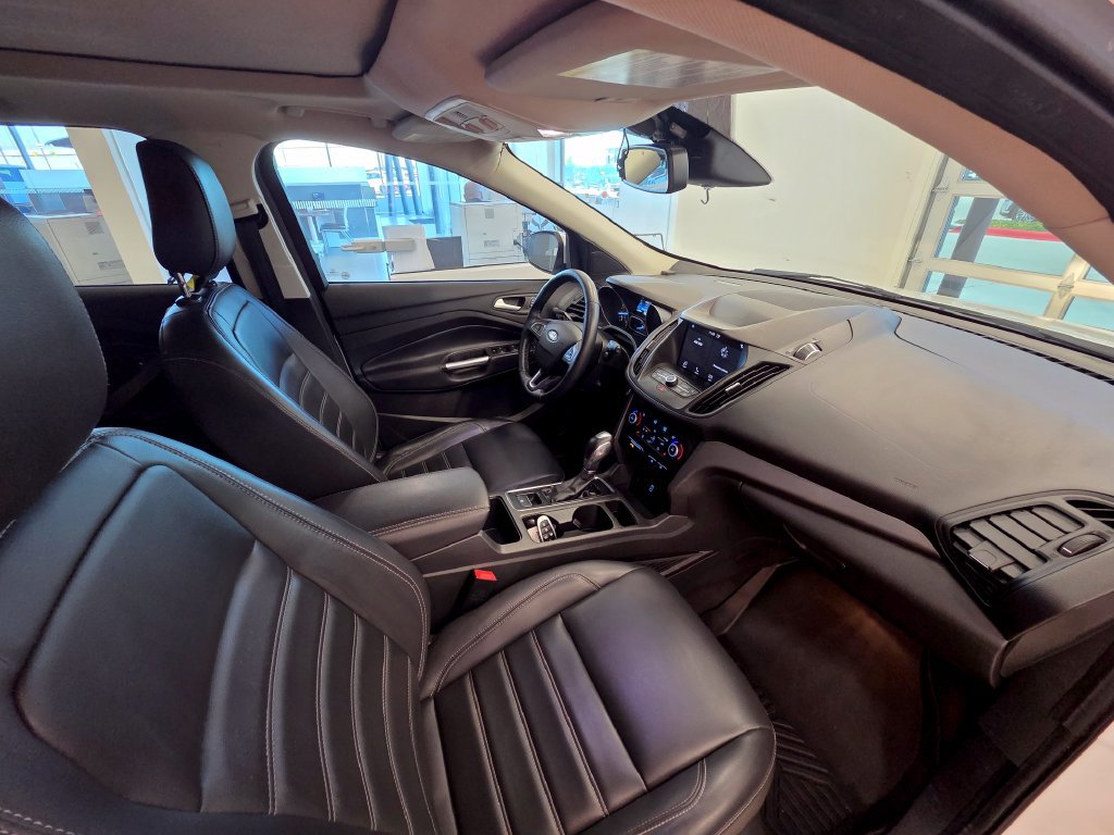 Used 2019 Ford Escape SEL FWD image 19