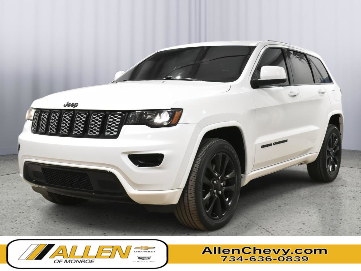 Used 2021 Jeep Grand Cherokee Laredo X image 1