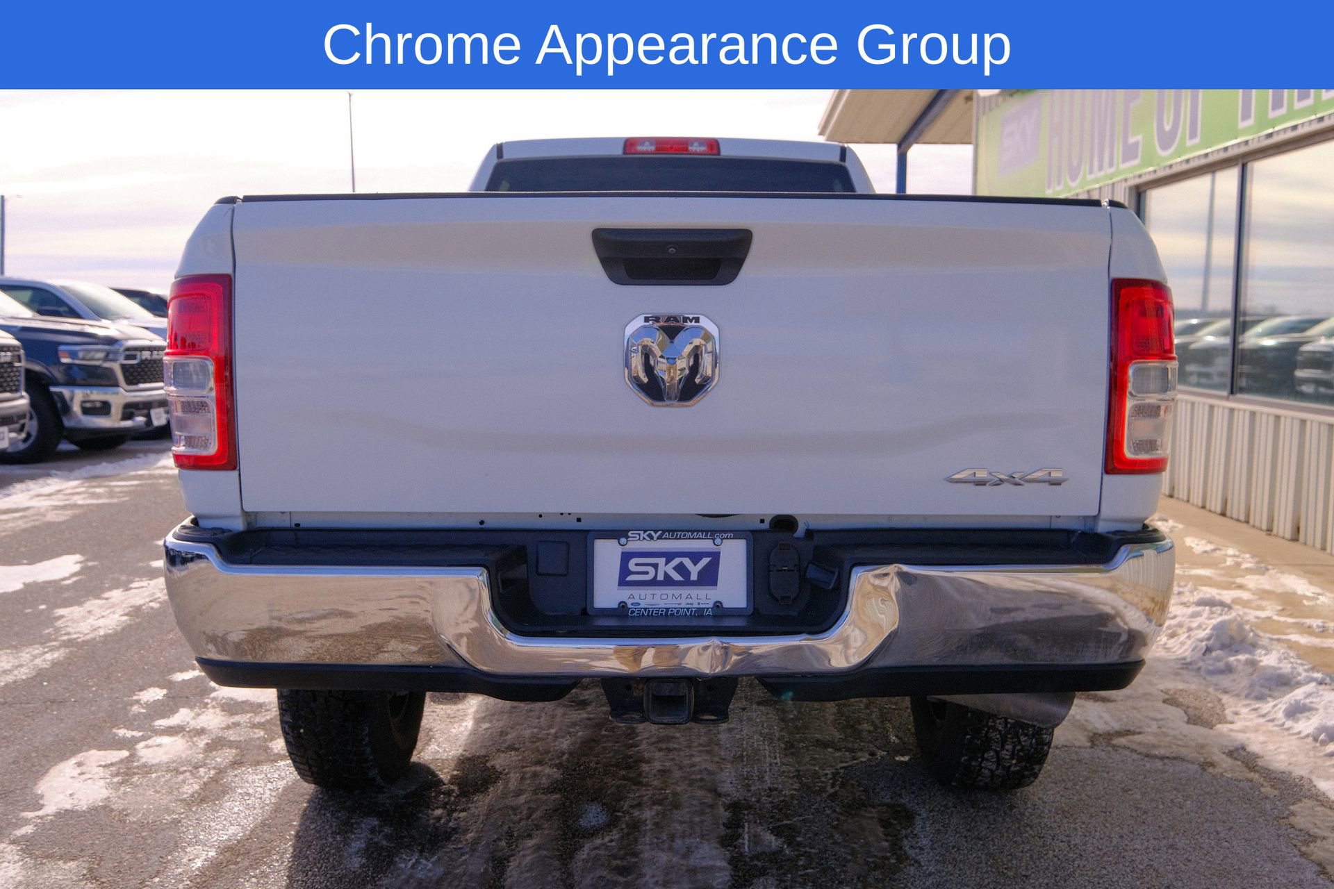 Used 2024 RAM 2500 Tradesman w/ Chrome Appearance Group image 7