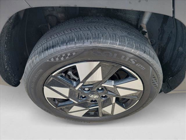 Used 2024 Hyundai Kona SEL w/ Convenience Package image 11