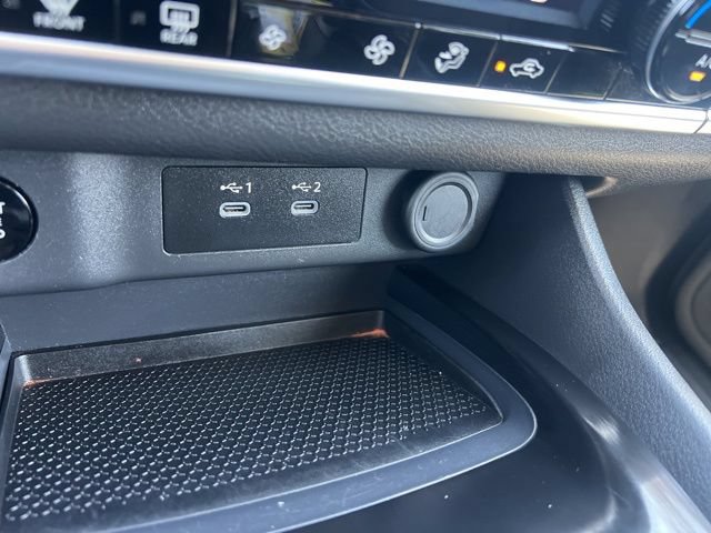 Used 2025 Nissan Rogue SV FWD image 19