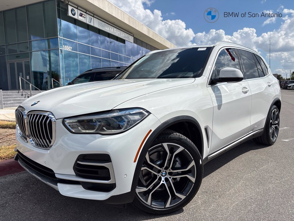 Certified 2023 BMW X5 sDrive40i w/ Executive Package RWD image 1
