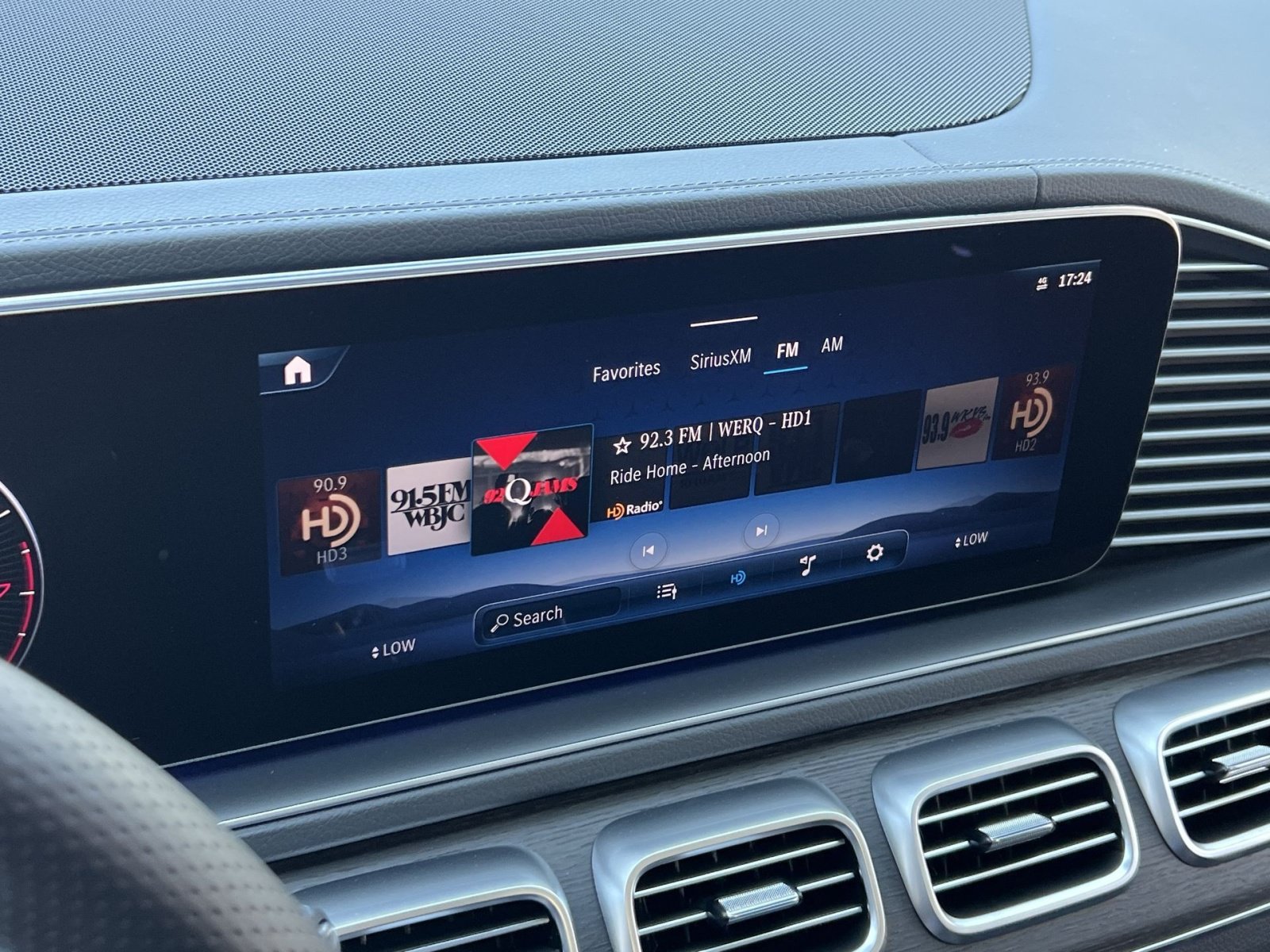 New 2026 Mercedes-Benz GLS 450 4MATIC image 23