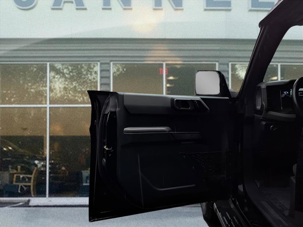 Used 2023 Ford Bronco Big Bend image 18