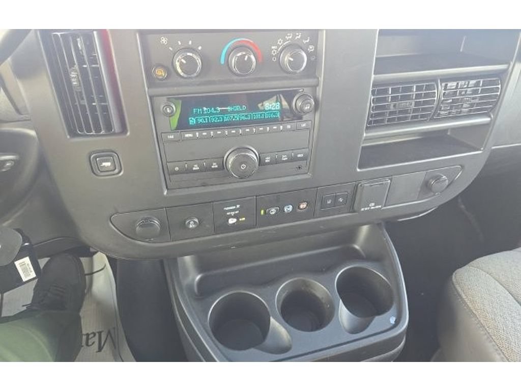 Used 2025 Chevrolet Express 3500 LT w/ LT Preferred Equipment Group RWD image 9