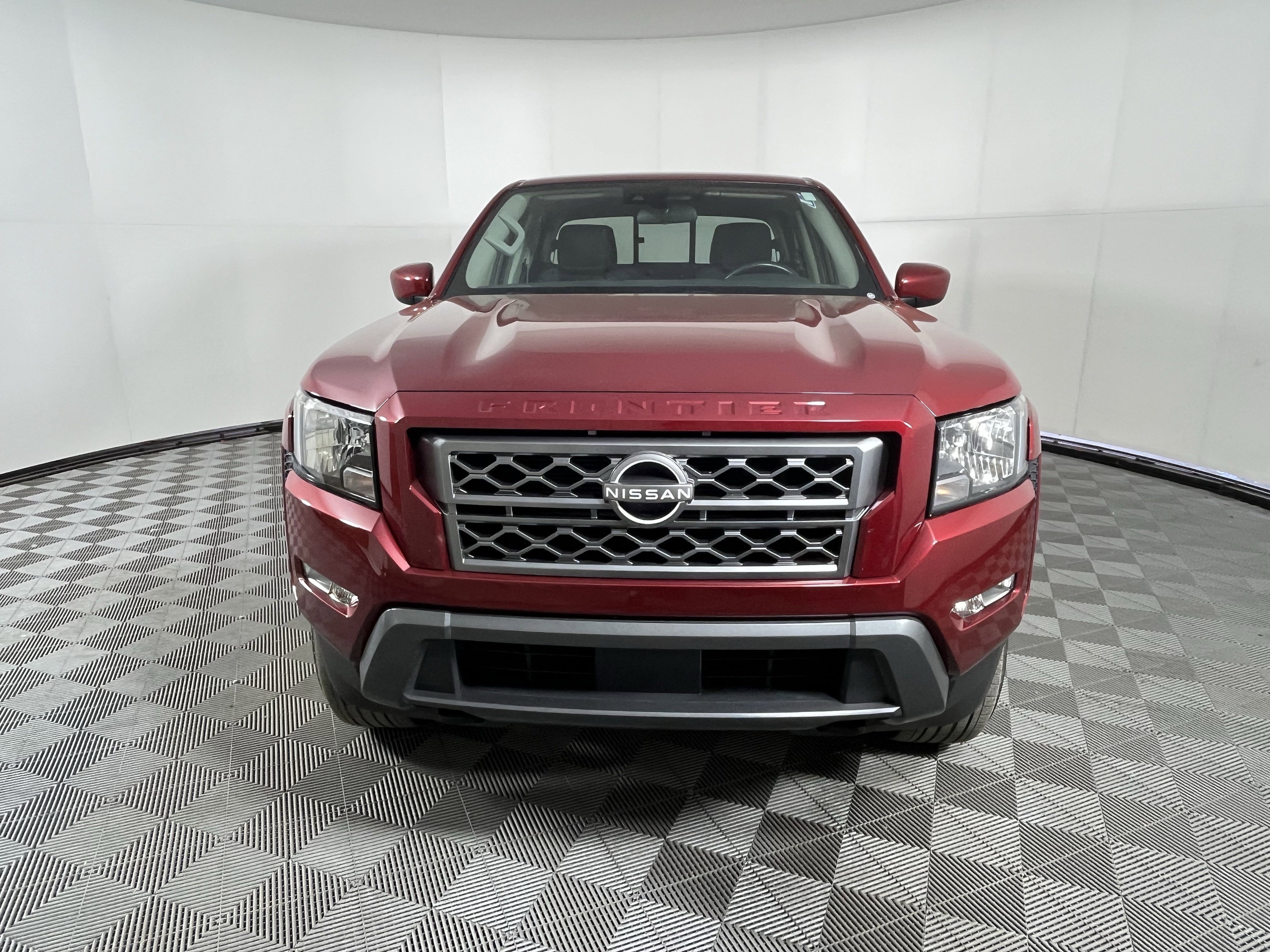Used 2022 Nissan Frontier SV AWD/4WD image 8