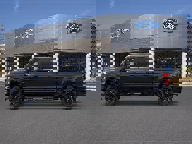 New 2025 Ford F350 Lariat w/ Black Appearance Package image 3