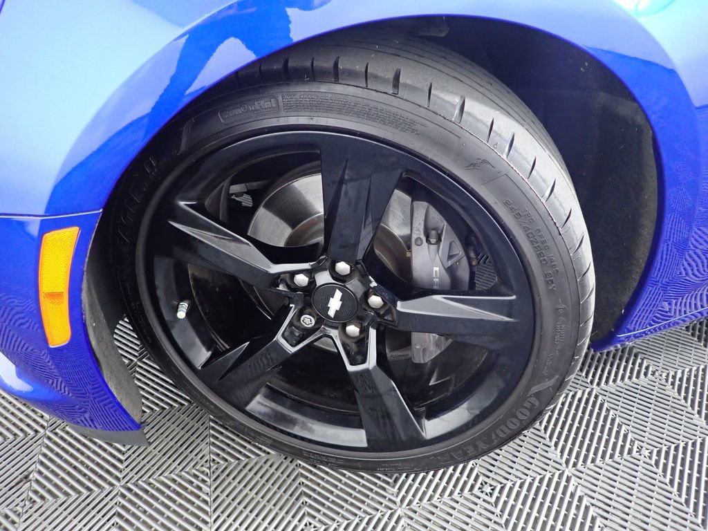 Used 2017 Chevrolet Camaro SS image 42