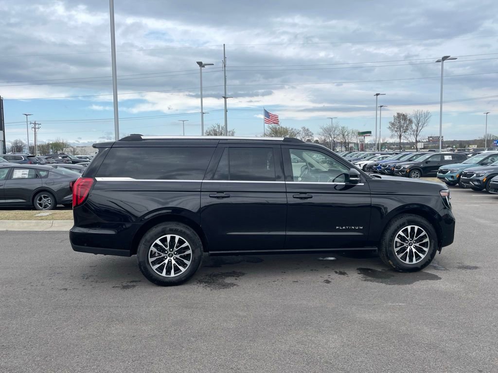 Used 2025 Ford Expedition Max Platinum AWD/4WD image 8