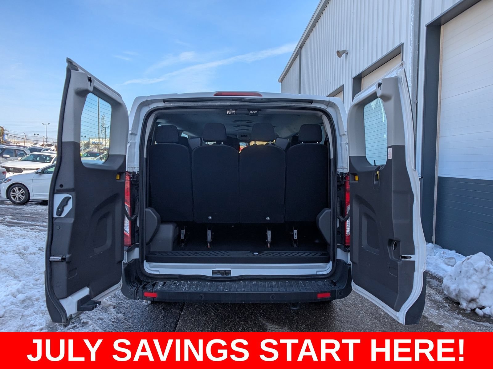 Used 2022 Ford Transit 350 XLT RWD image 10