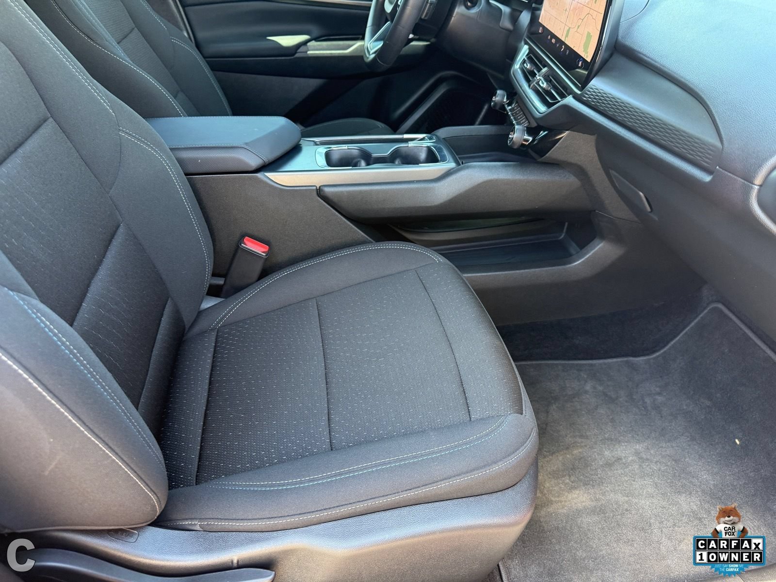 Certified 2025 Chevrolet Equinox EV LT FWD image 30