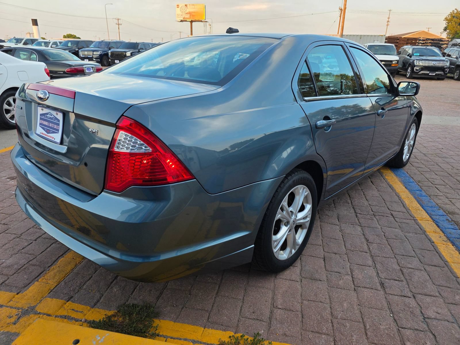 Used 2012 Ford Fusion SE FWD image 5