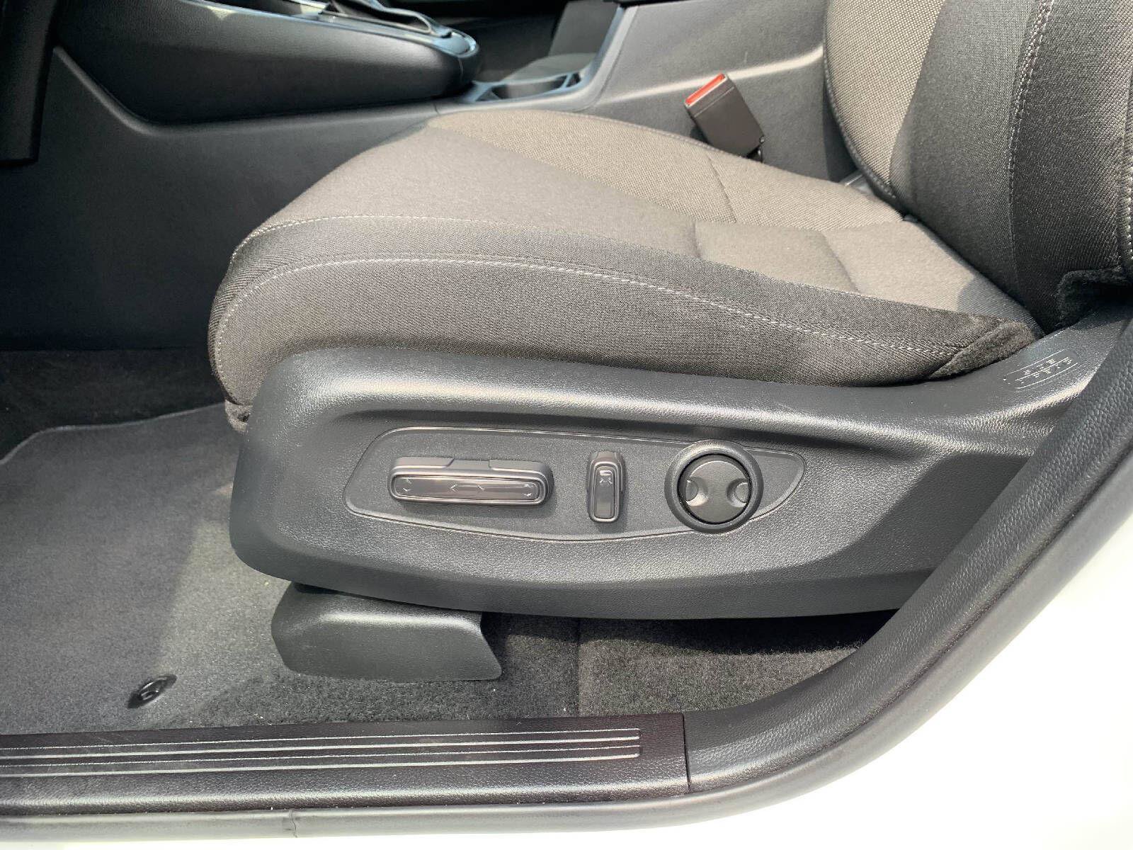 Certified 2026 Honda CR-V EX image 27