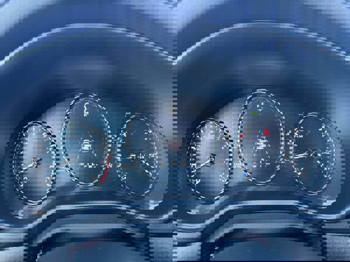 Used 2023 MAZDA MAZDA3 s image 12