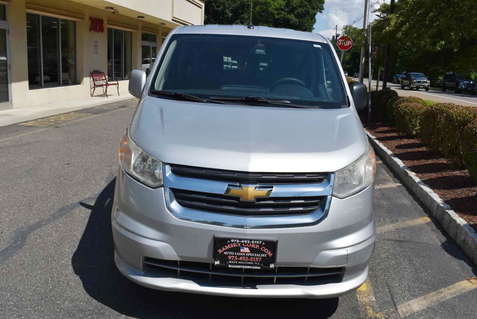 Used 2015 Chevrolet City Express LT w/ Technology Package FWD image 9