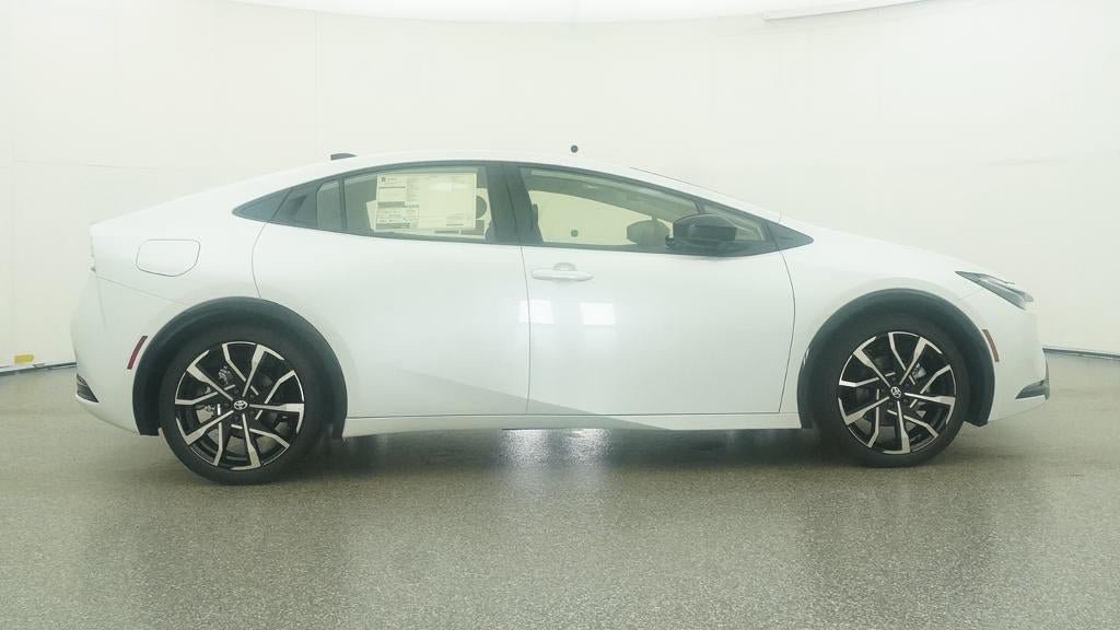 New 2027 Toyota Prius Plug-In Hybrid FWD image 27