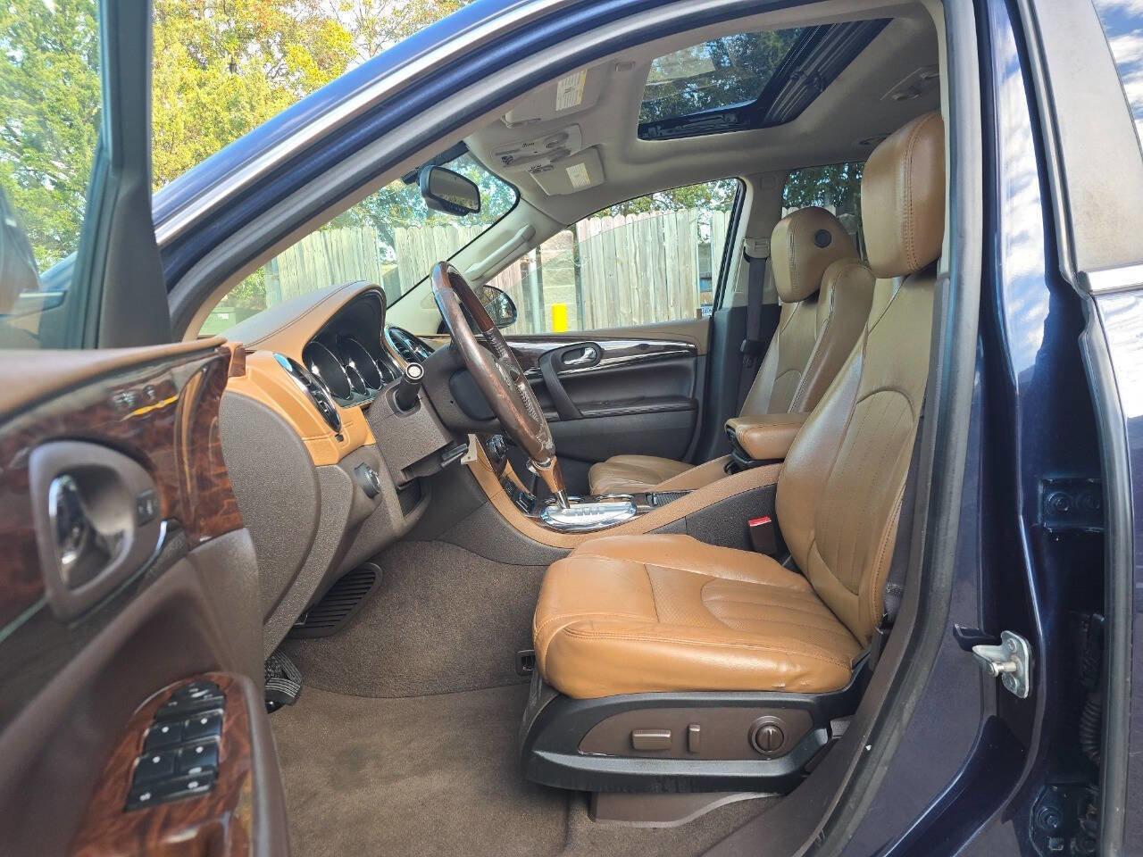 Used 2017 Buick Enclave Leather image 8