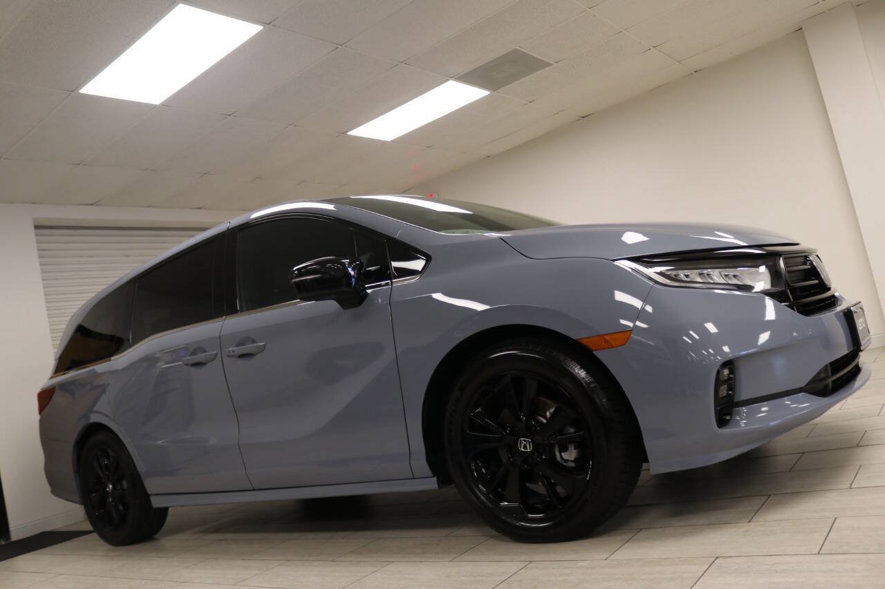 Used 2024 Honda Odyssey Sport image 9