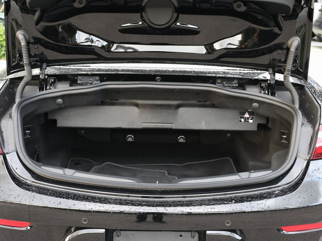 Used 2023 Mercedes-Benz E 450 Cabriolet image 9